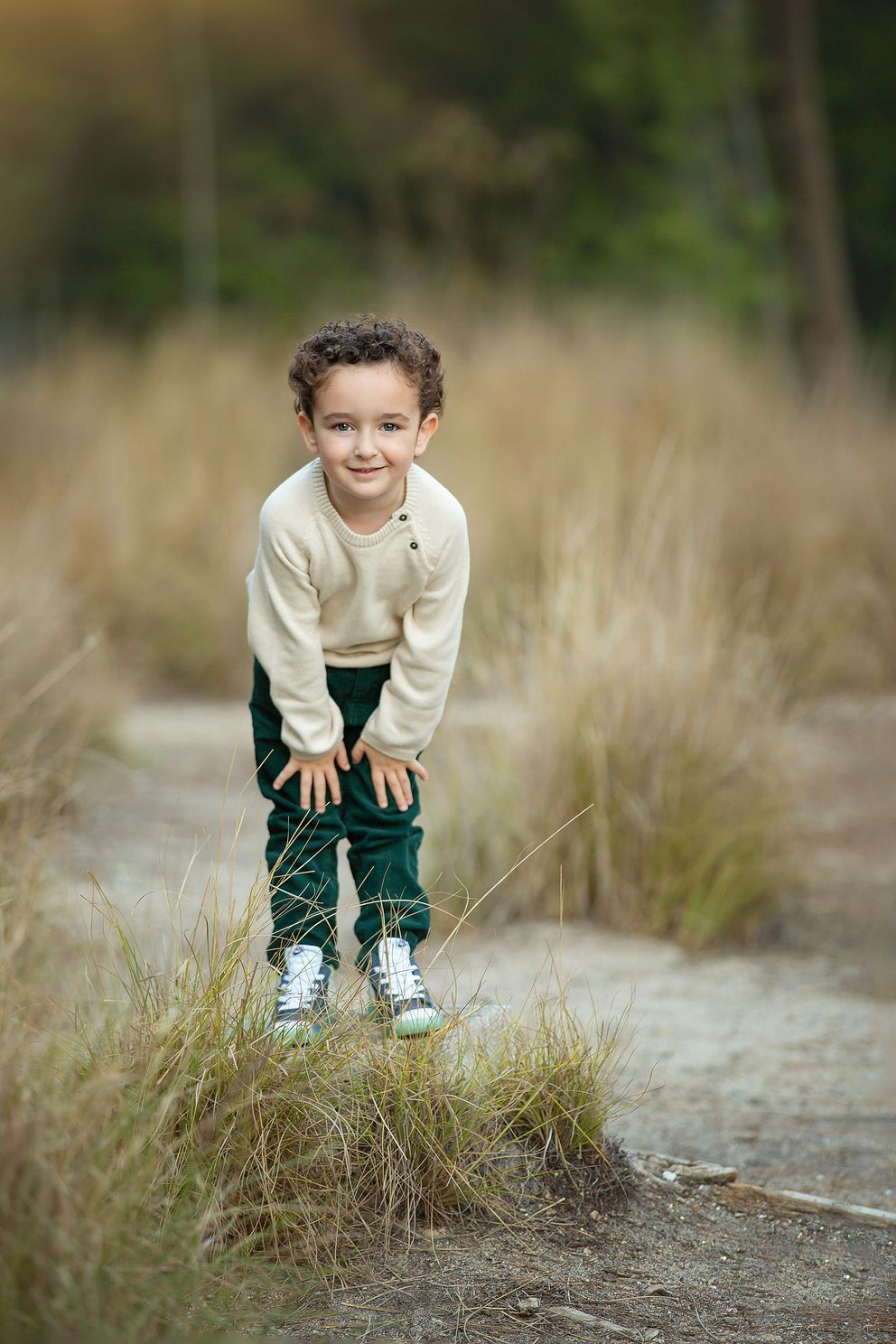 Anaheim-grassy-field-boy-photography