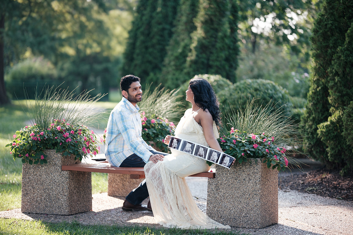 maternity session flower garden columbia missouri