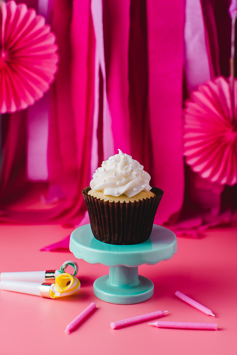 Smallcakes by ShootAnyAngle.com Media