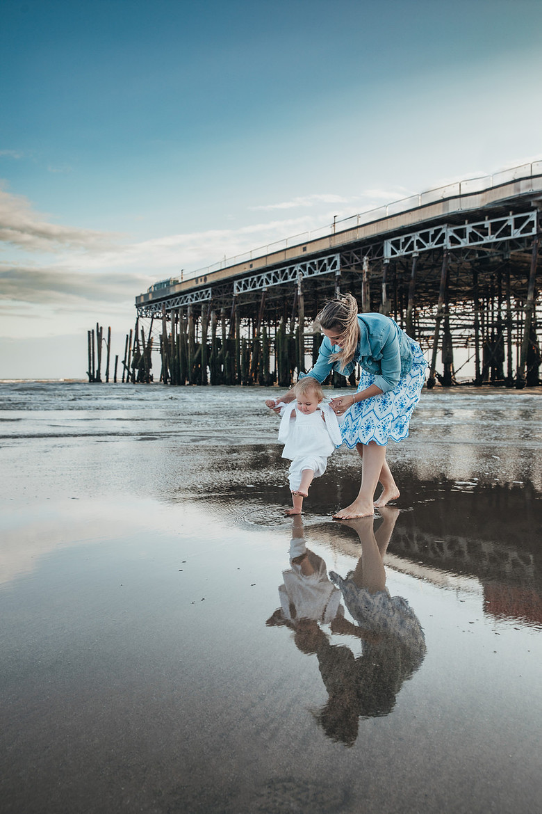 Zoe & Freya - Beach Session-28.jpg 1