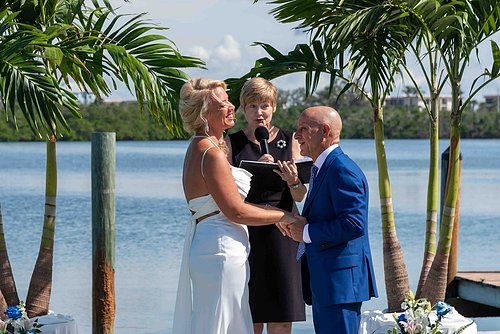 wedding-magnolias-on-the-bay-4.jpg