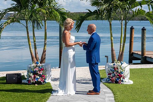 wedding-magnolias-on-the-bay-5.jpg