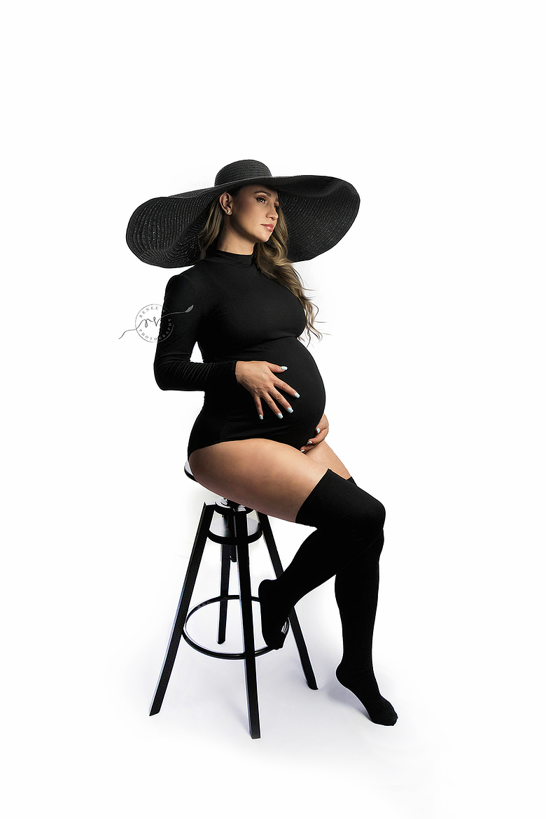 Melbourne Maternity Photographer based in Point Cook