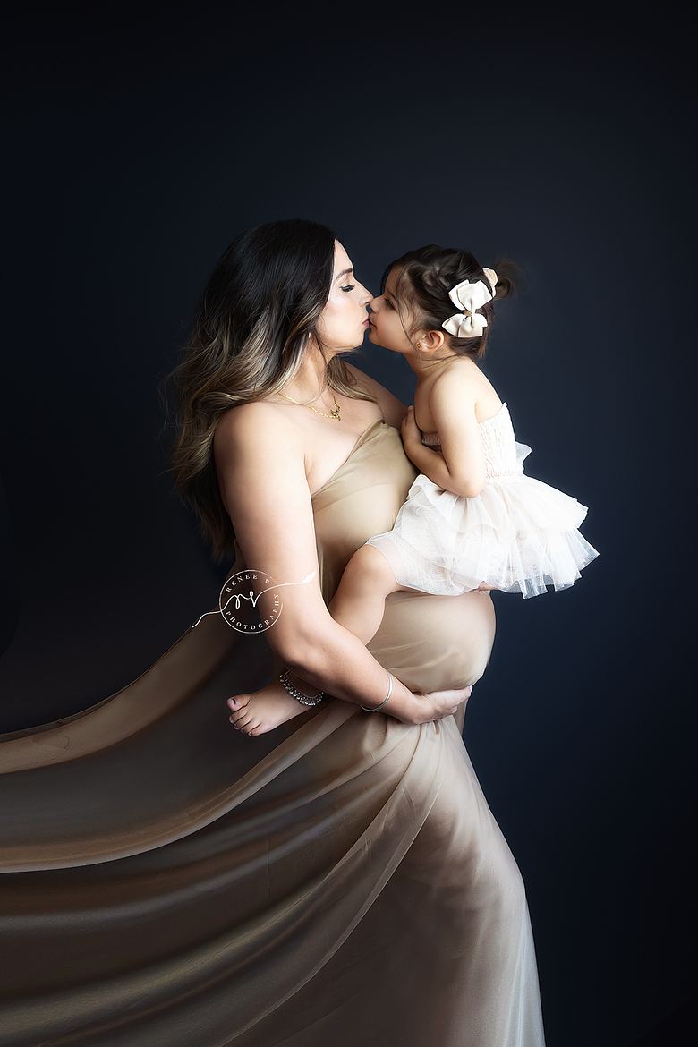 Melbourne Maternity Photographer