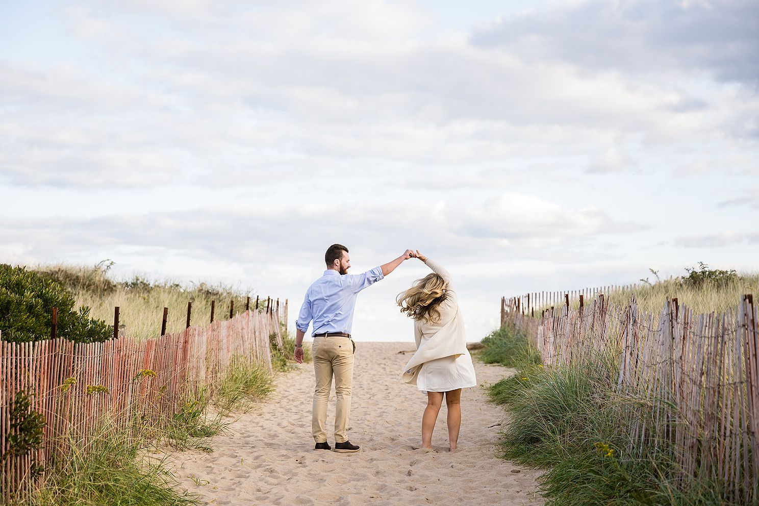 Devine Reith Photography East Beach RI engagement photo session-2.jpg