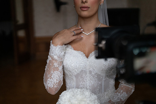making-of-wedding-pictures-of-a-bridal-pair-2023-11-27-05-01-51-utc.jpg