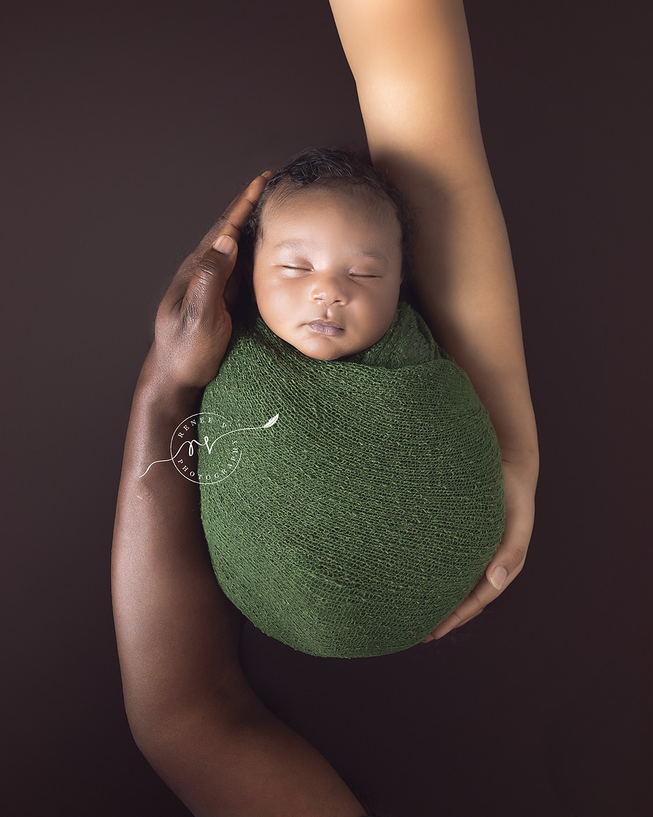 maternity-newborn-photographer-melbourne.jpg 2