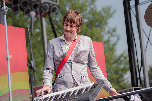 Concert photography by Akron OH music photographer Mara Robinson