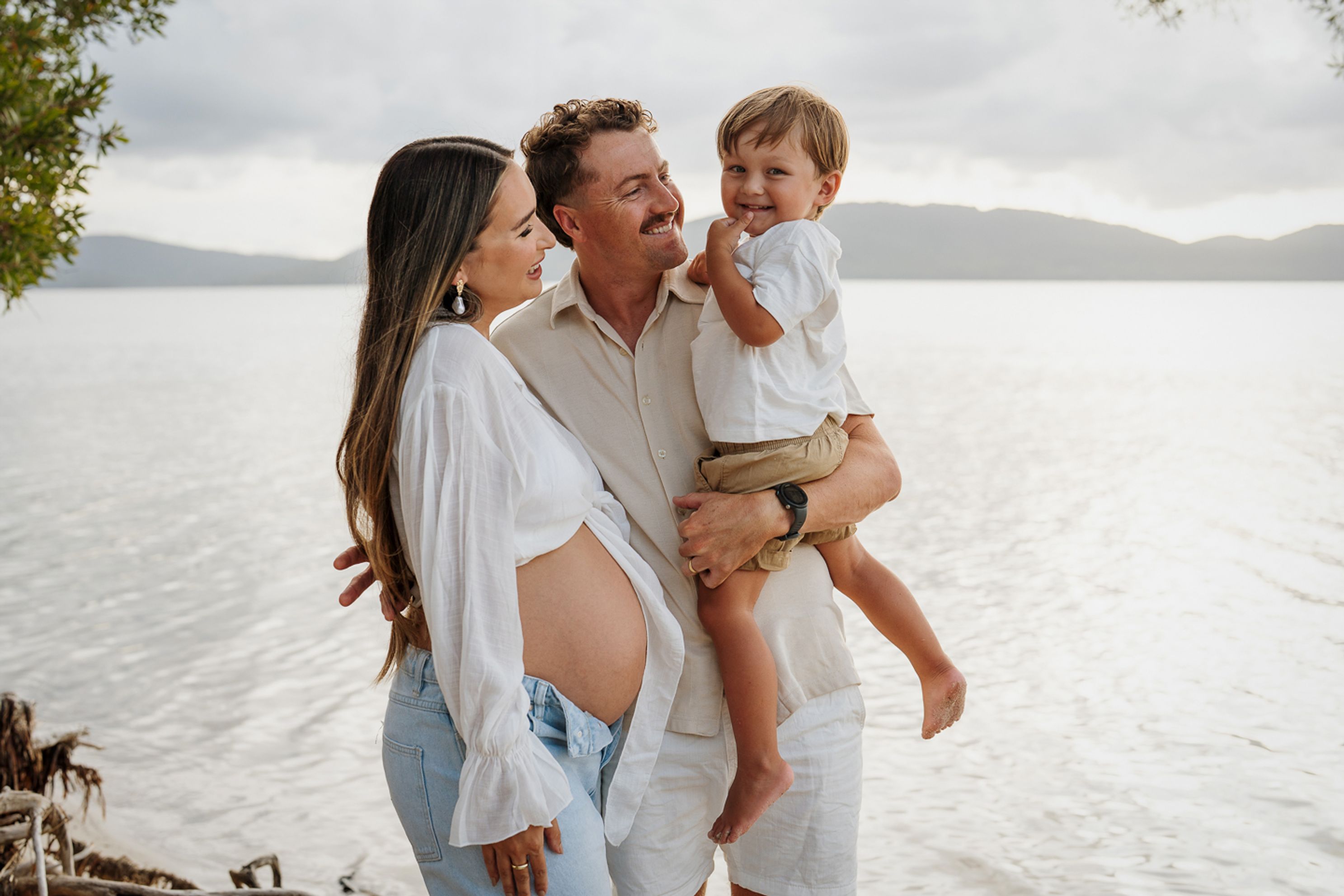 20230113_Maternity_SailingClub_HV_07967_edit.jpg 1