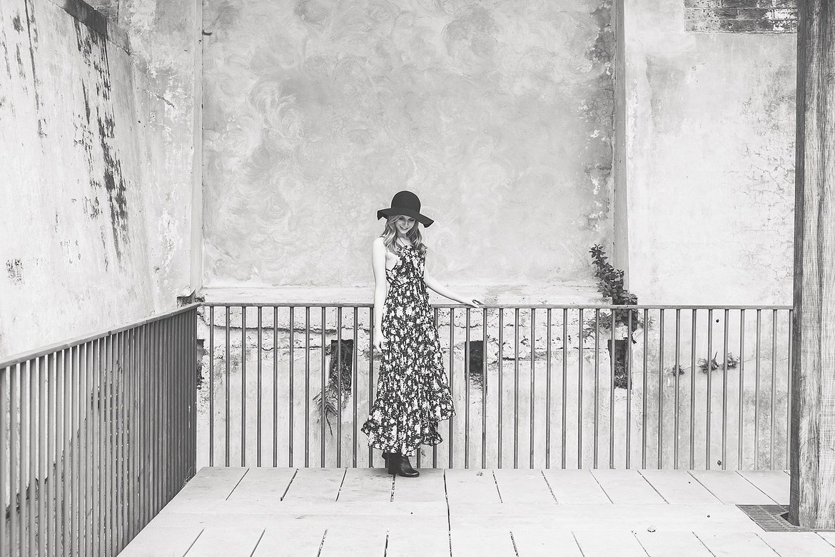 Black and white Fashion Portrait photogrpahy Sydney
