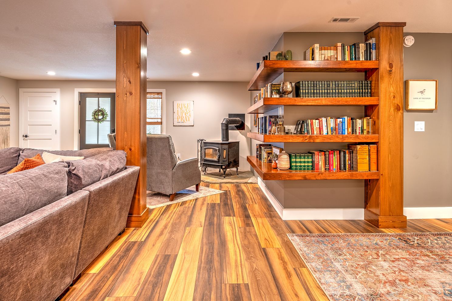 A7406981-HDR_Interior 3.jpg