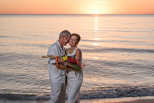 manasota-beach-club-wedding-photographer-2.jpg
