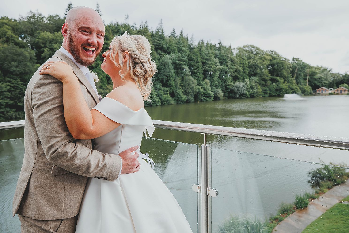 Wedding couple on the balcony at Canada Lakes