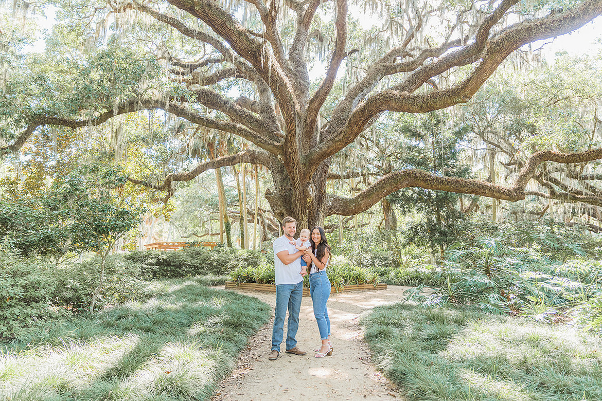 Orlando family photography session. Natural light photographer in Orlando.