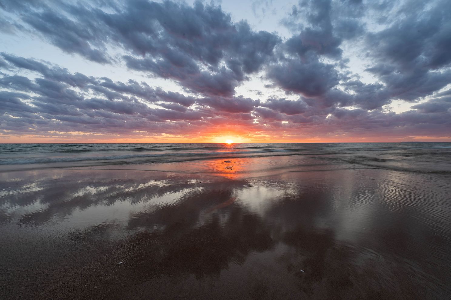 Esch Beach Horizontal