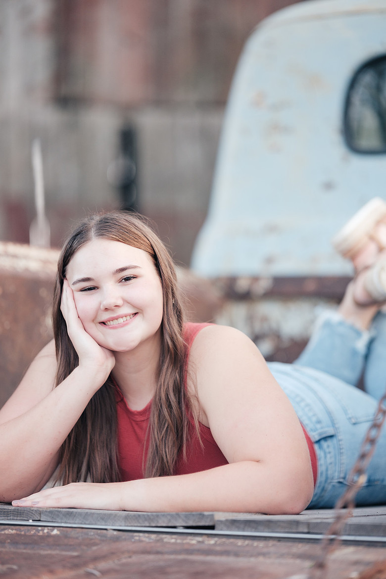 summer senior photo warrensburg missouri old truck
