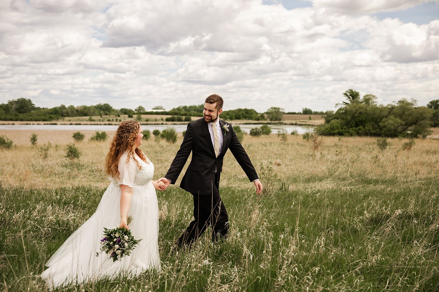 Timeless St. Paul Wedding Photographer - Images by GraceLyn