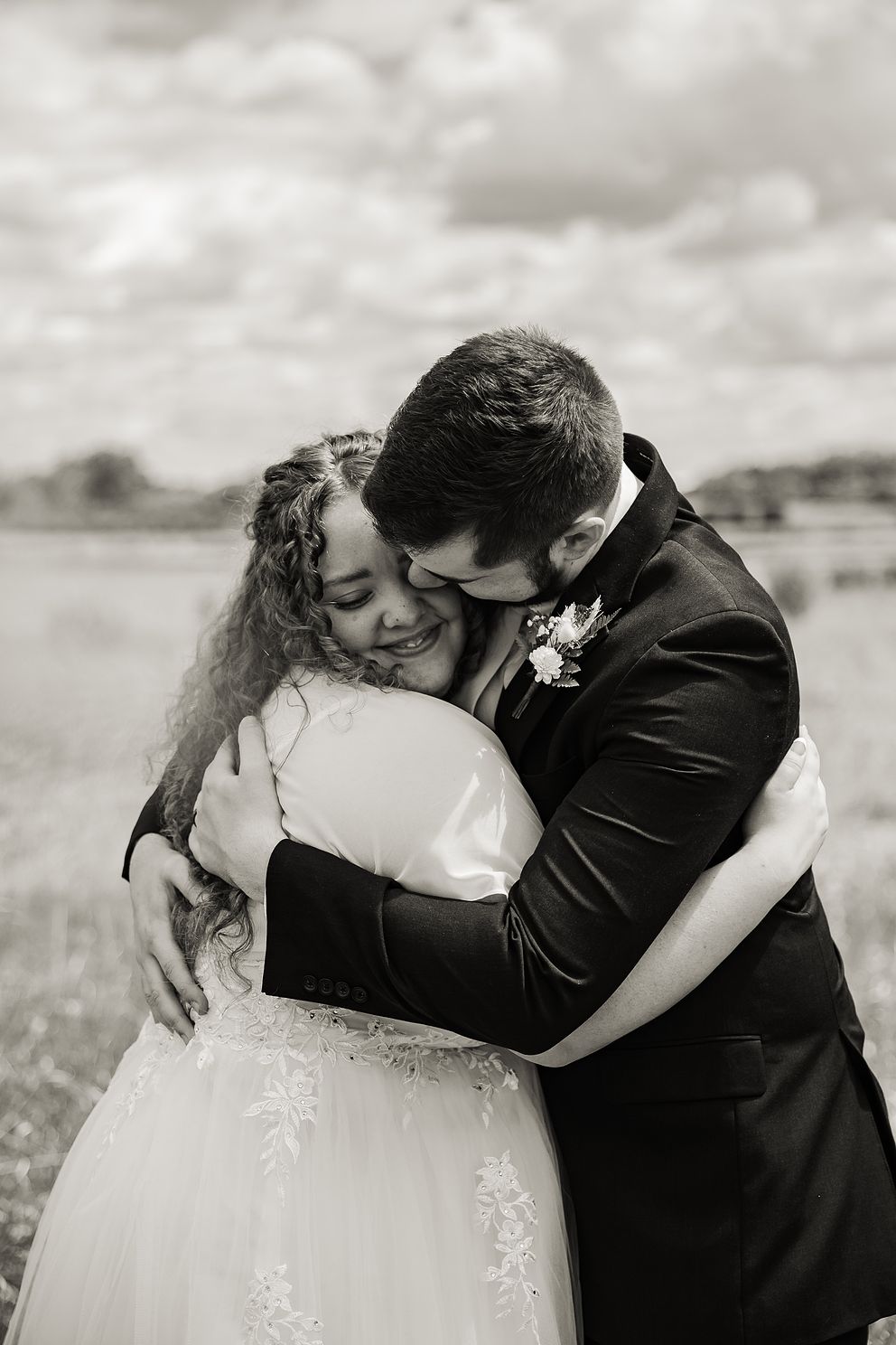 Timeless St. Paul Wedding Photographer - Images by GraceLyn