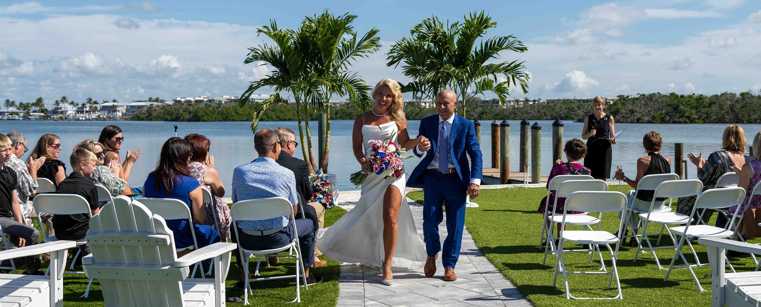 wedding-magnolias-on-the-bay-photo.jpg