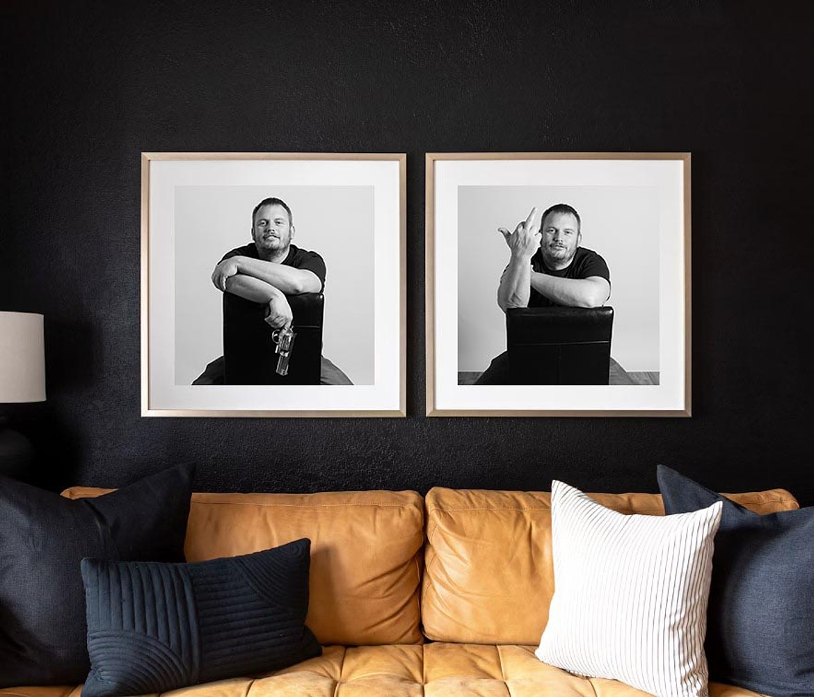 DanielleRenaePhotography_Joey_RAW_2Frames_LeatherCouch.jpg