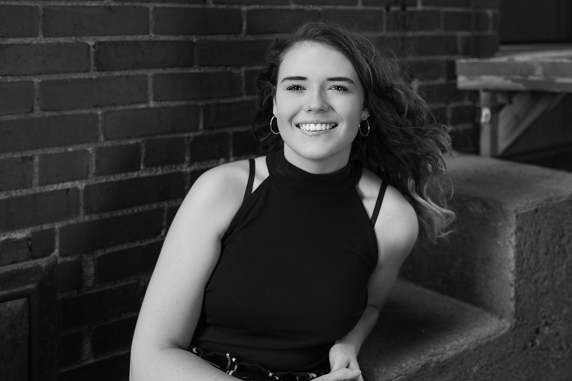 Grove City PA Senior Portrait Photographer 6