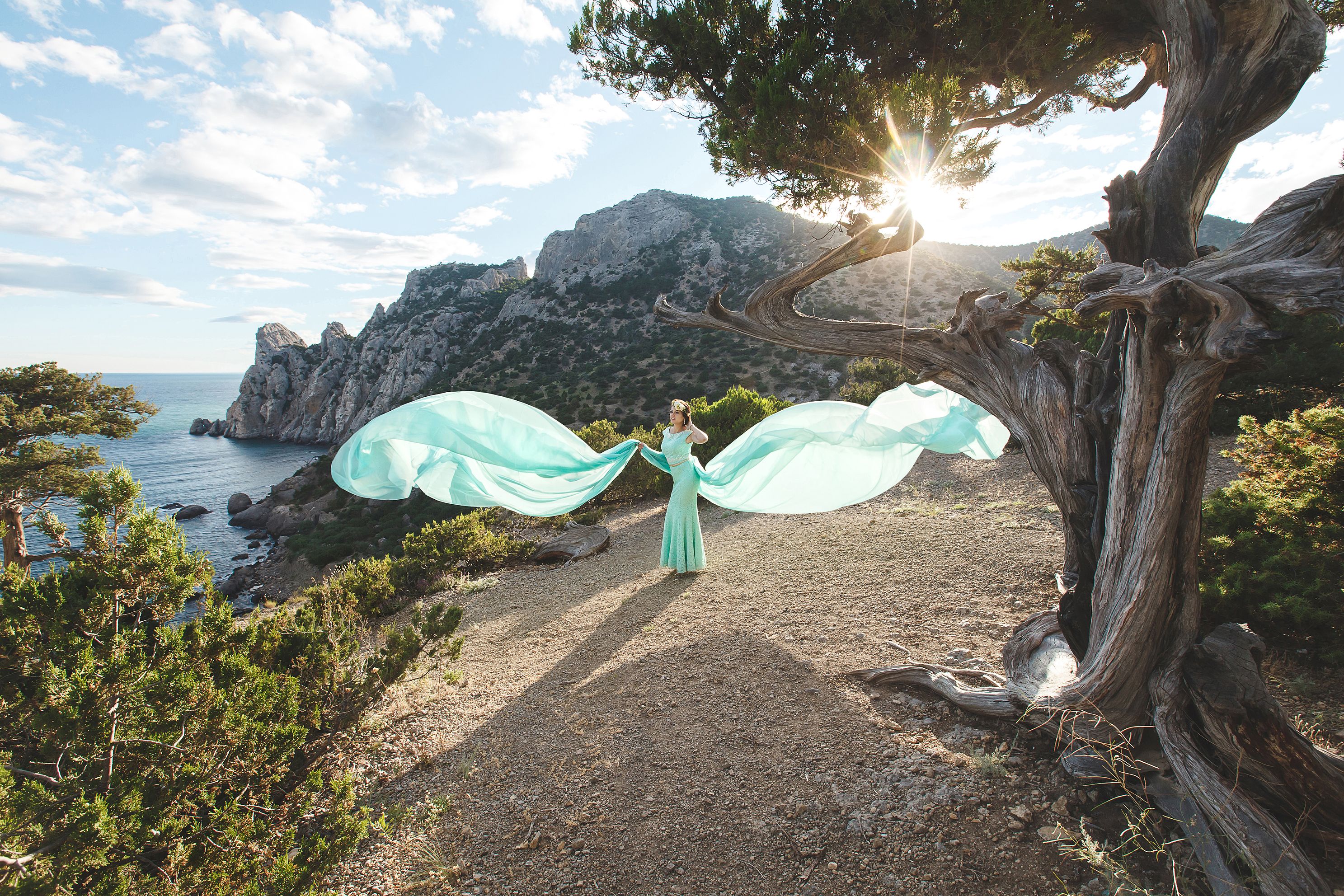 bride-in-nature-in-the-mountains-near-the-water-d-2025-01-10-20-36-31-utc.jpg