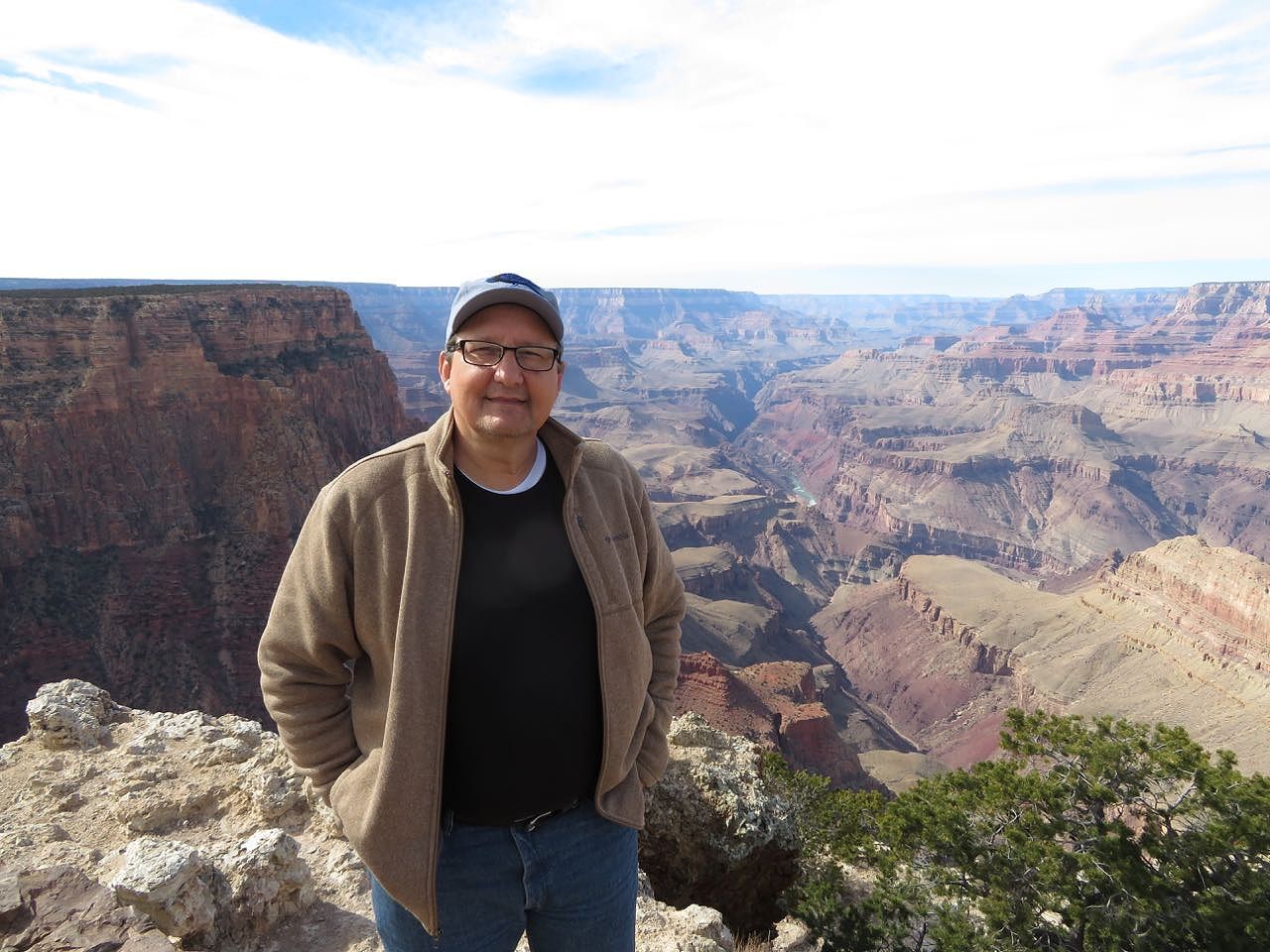 Kenny in Grand Canyon.jpg