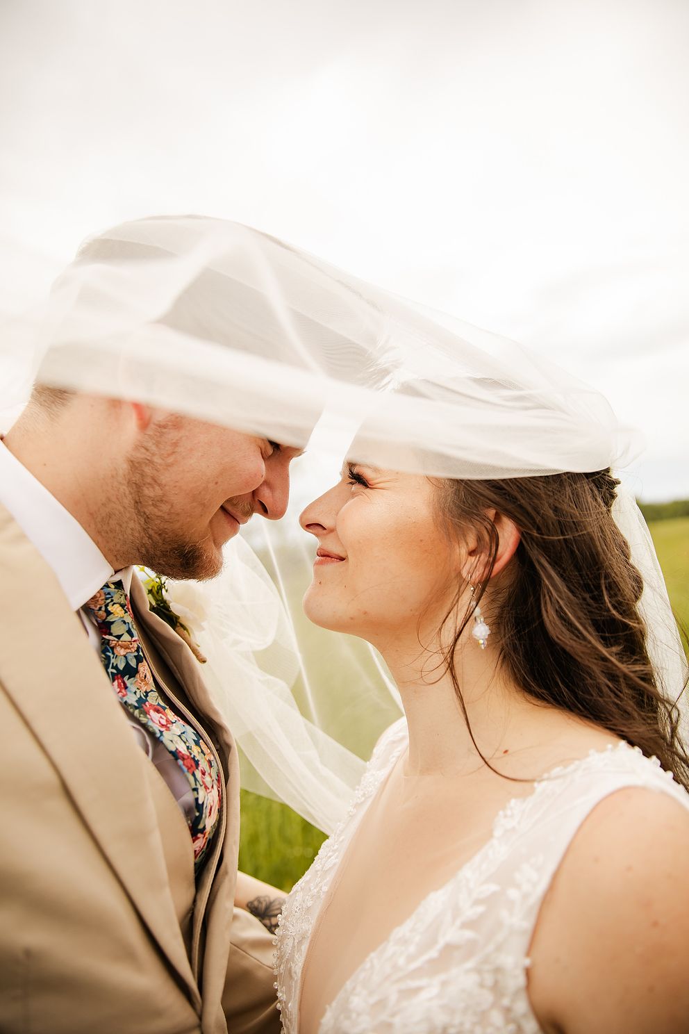Timeless St. Paul Wedding Photographer - Images by GraceLyn