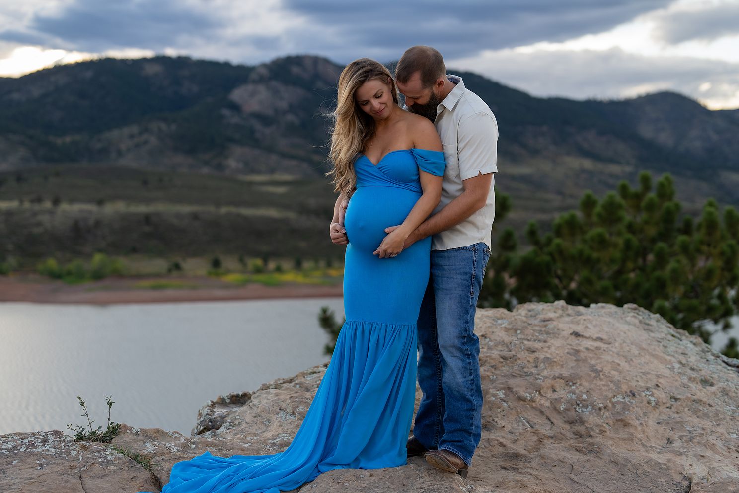 Horsetooth Lake Couple in Love