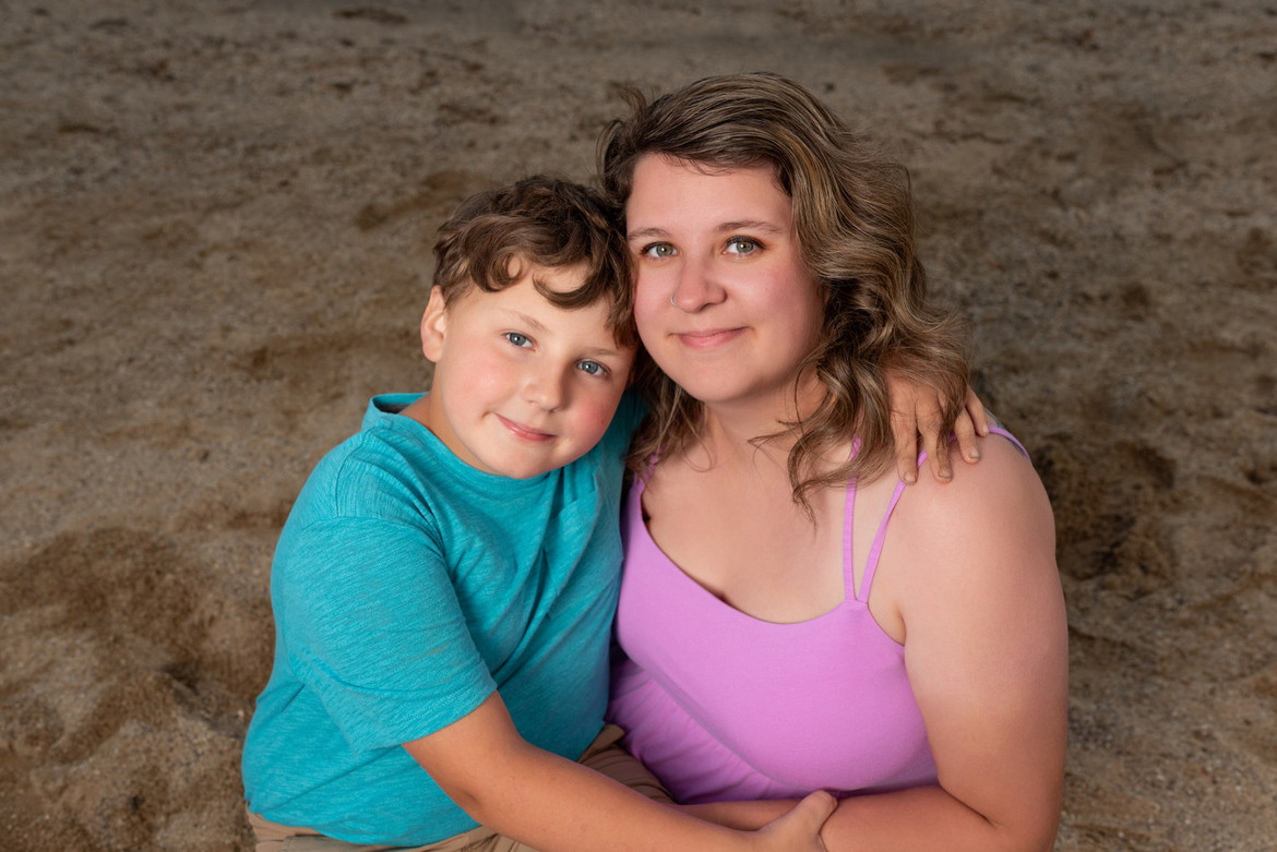 Grove City Family Portrait Photographer. Serving Grove City, Mercer, Slippery Rock, New Wilmington