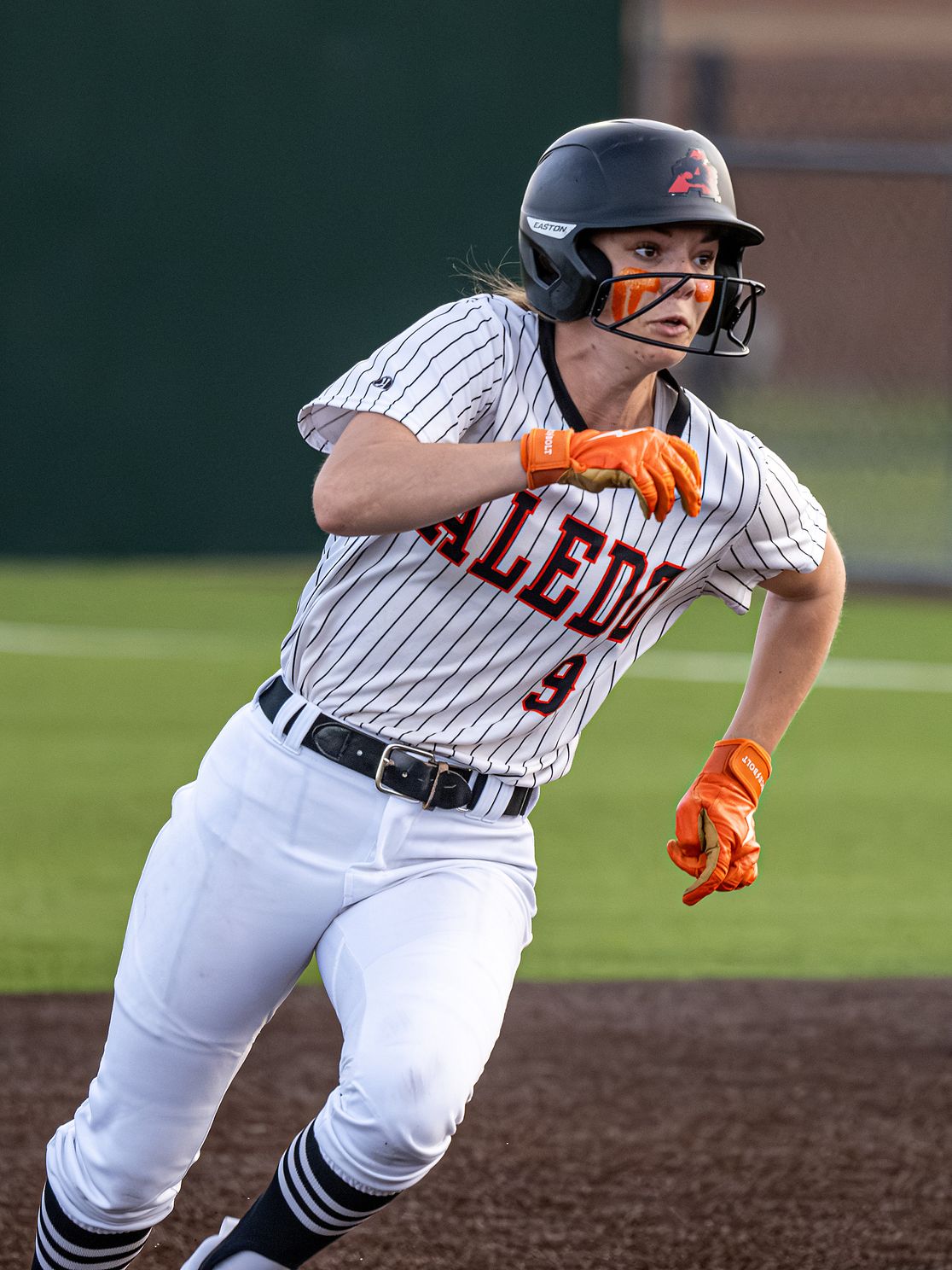 Addie Perry goes firsttothird on a sacrifice bunt by Delaney Rosser in the first inning of the Ladyc