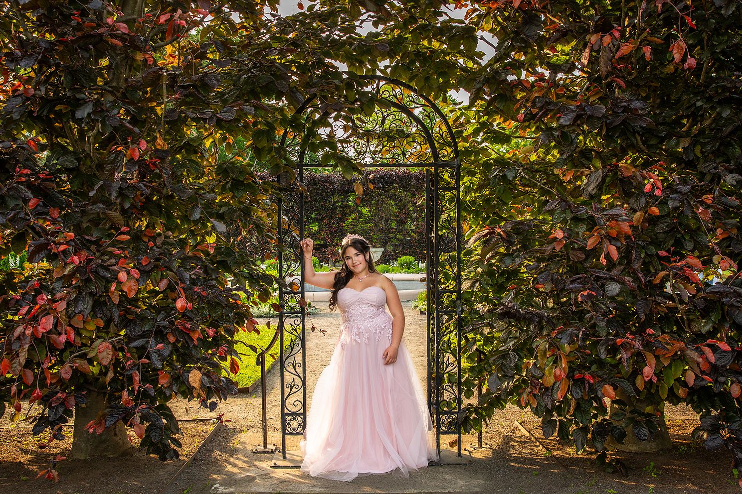 LaRueBoweRs Photography Camelia's Quincenera Sesh 6.3.2025-62.JPG