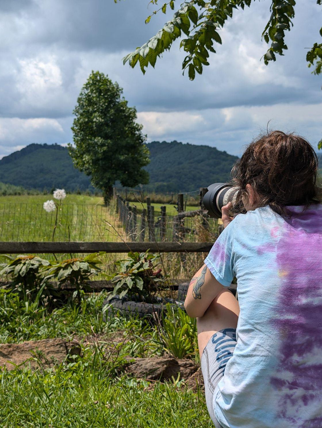 Behind the scenes Erika photographing 
