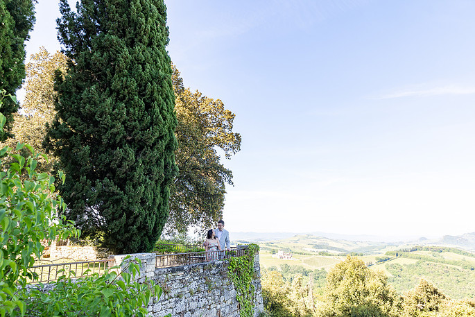 Stephanie_Couple_Borgo Pignano-45.jpg
