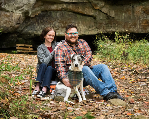 Couples family portrait photography by Mara Robinson in Cuyahoga Falls OH