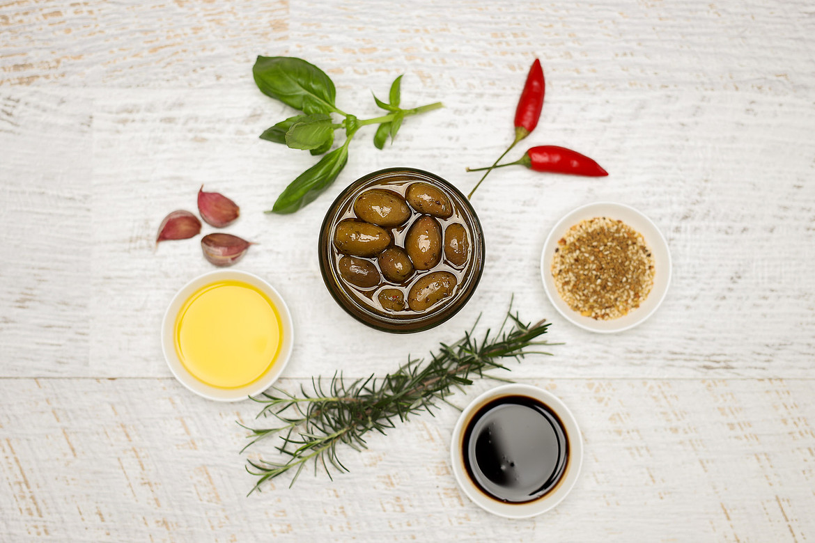 Hunter Gleann Olives  JPG