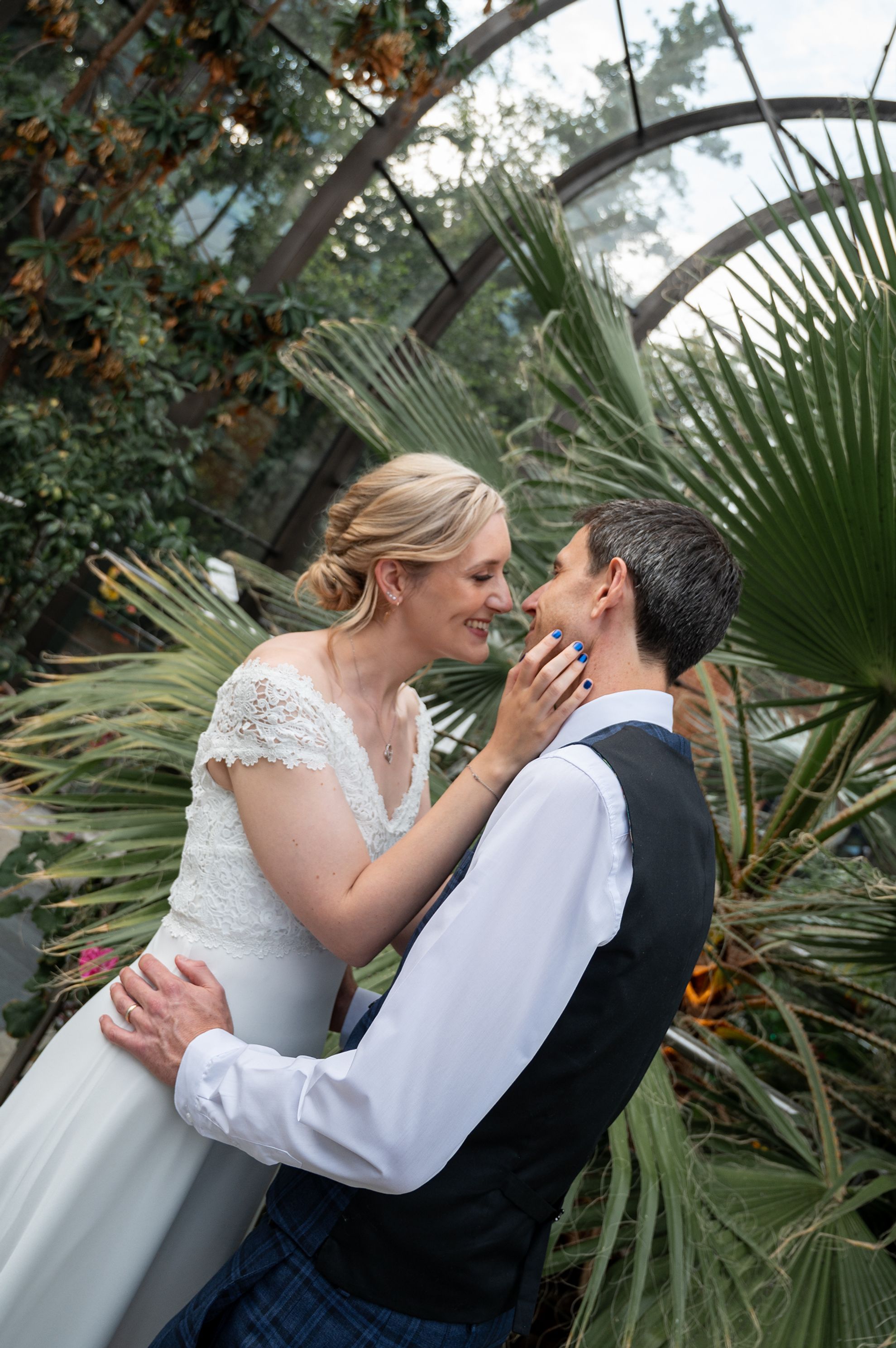 Bombay saphire Laverstoke weddingjpg