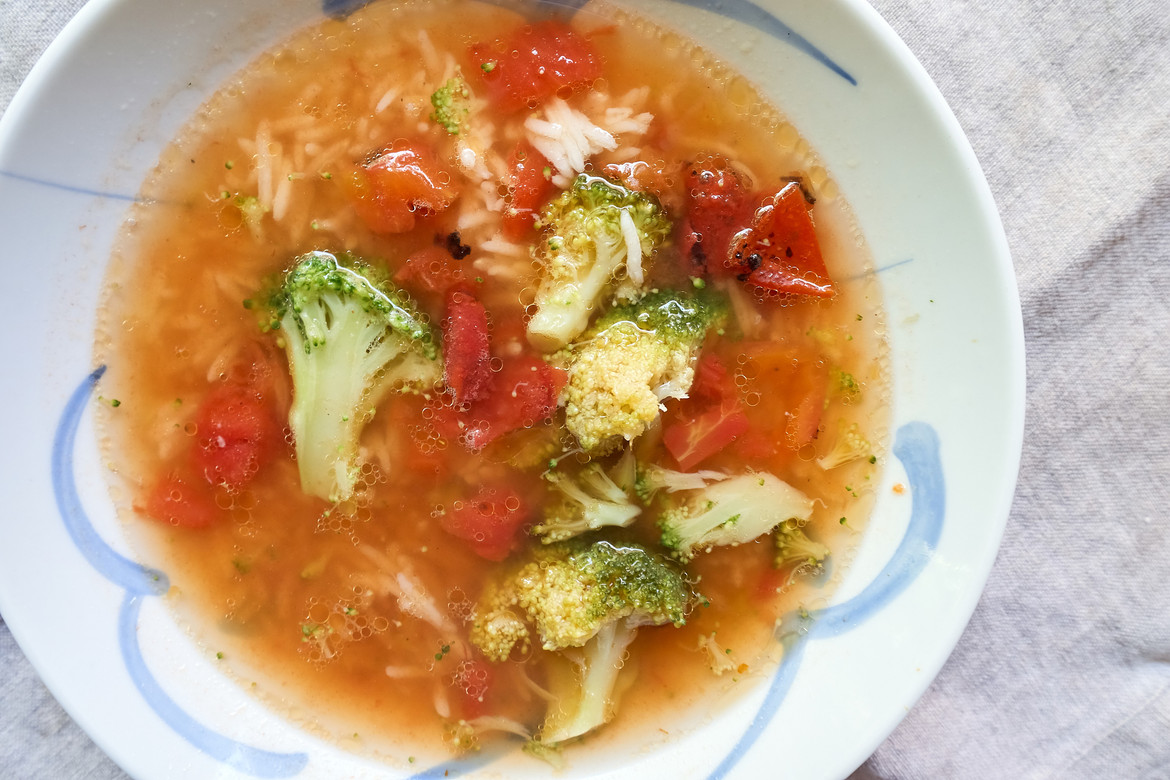 Tomato Soup with Rice and Broccoli