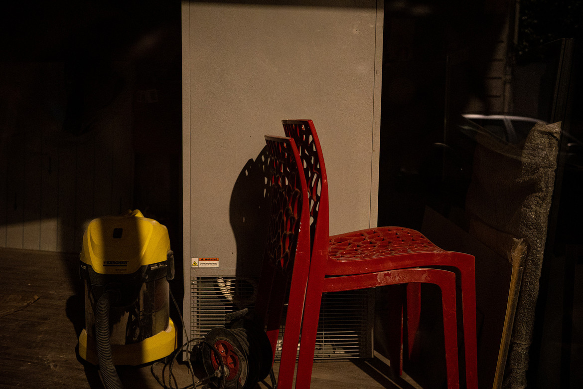 redchairsjpg
