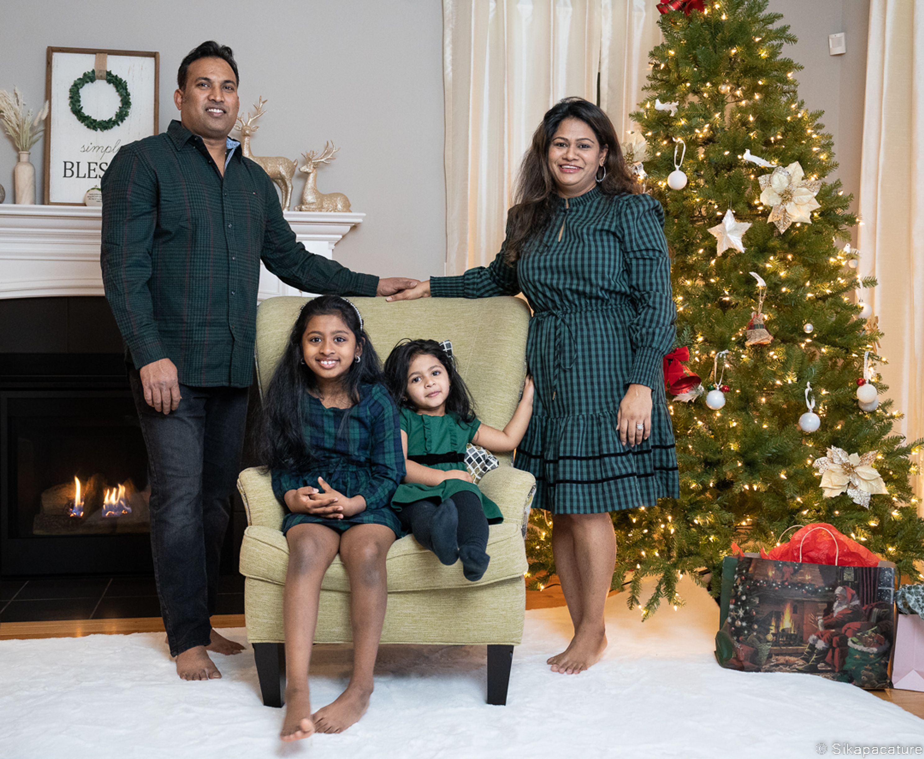 Komal_Family-13.jpg