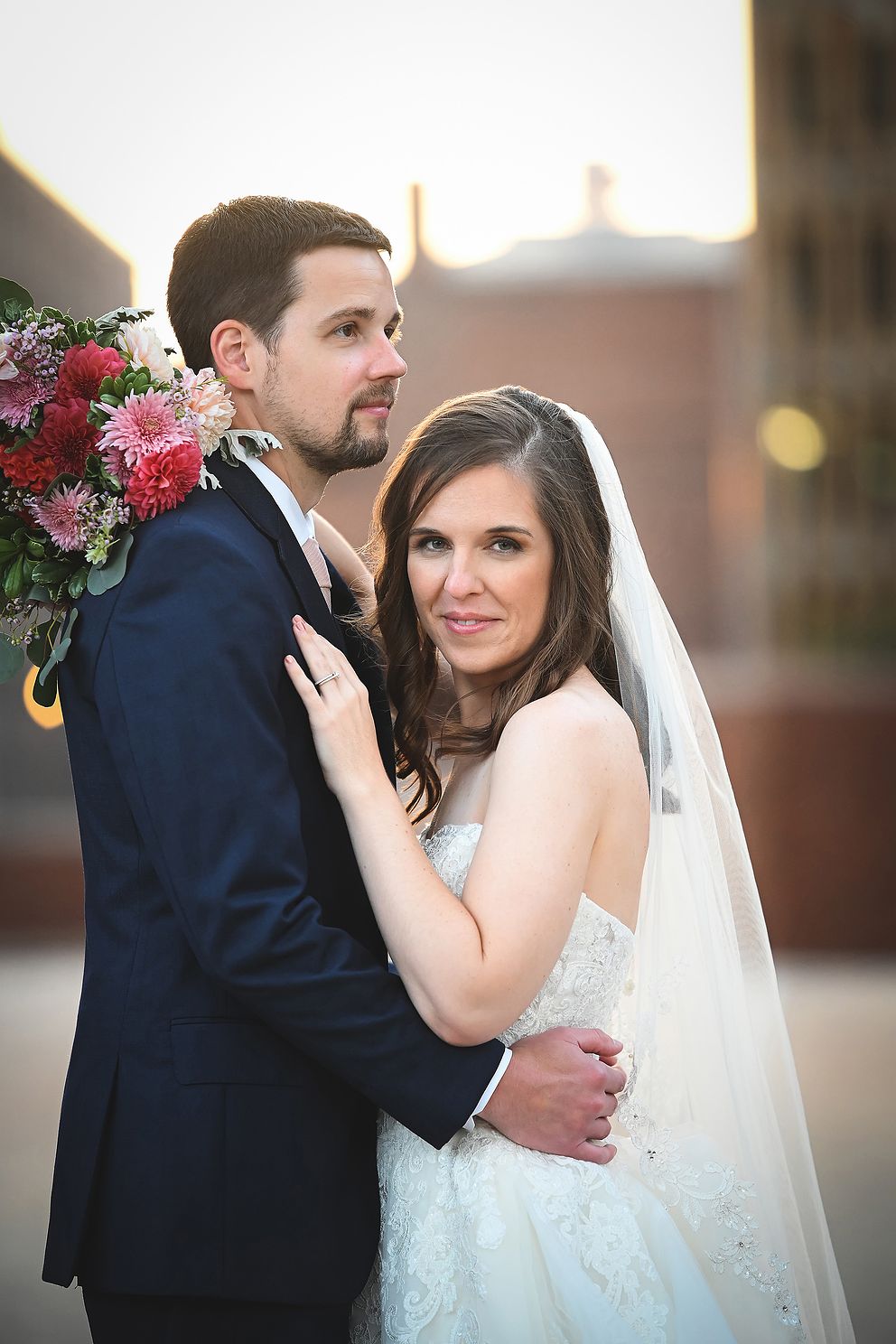 Posing ideas for couples on wedding day.