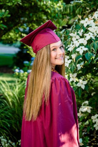 Devine Reith PhotographySenior Cap and Gownjpg