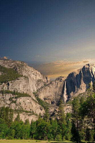 YosemiteFallsViewFromCooksMeadowjpg