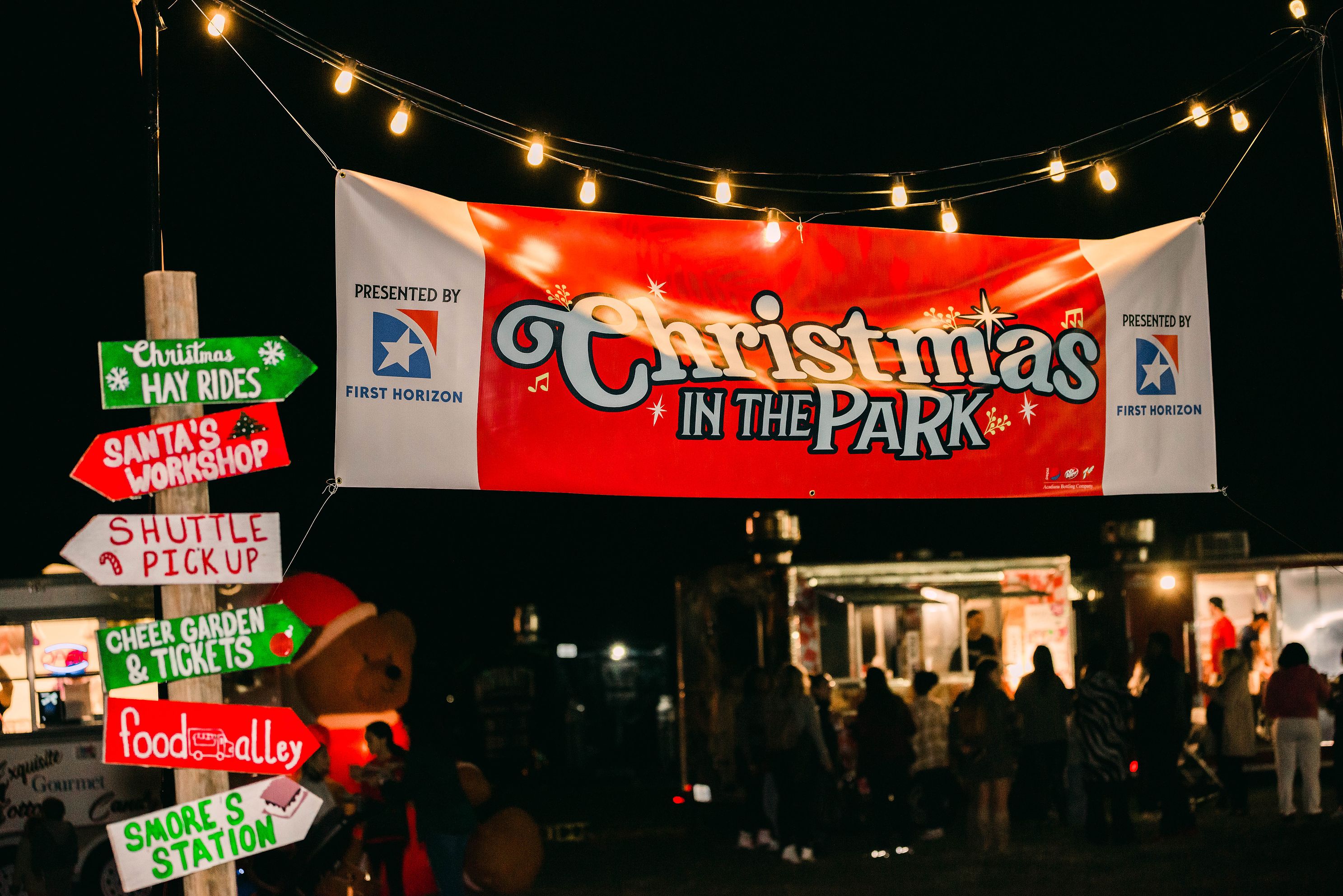 MoncusChristmasInTheParkjpg