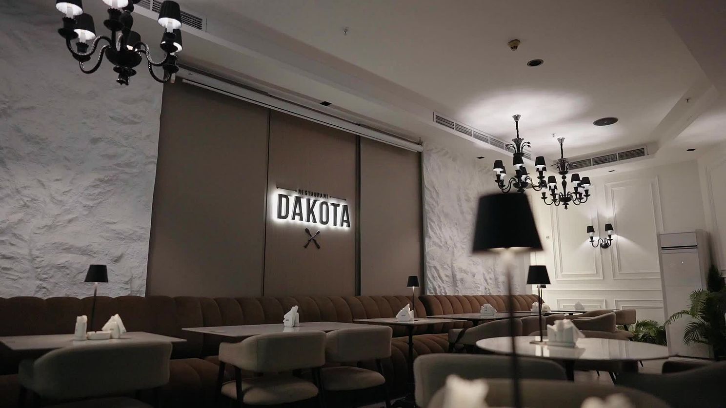 DAKOTA LOUNGE HORIZONTAL.mp4