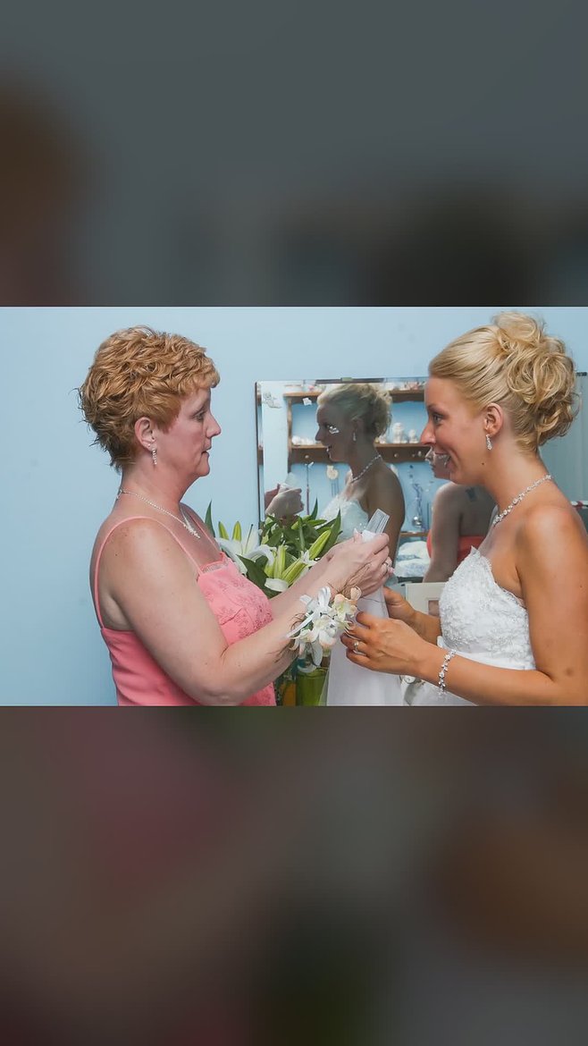 V1_Alt1_Wedding_Loop_Expo.mp4