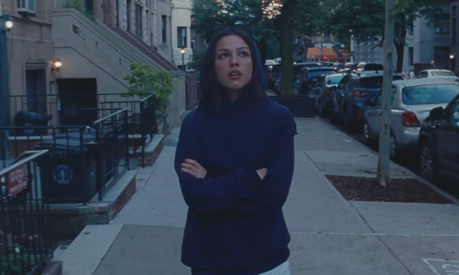 Olivia Rodrigo - stupid song (Official Music Video).mp4