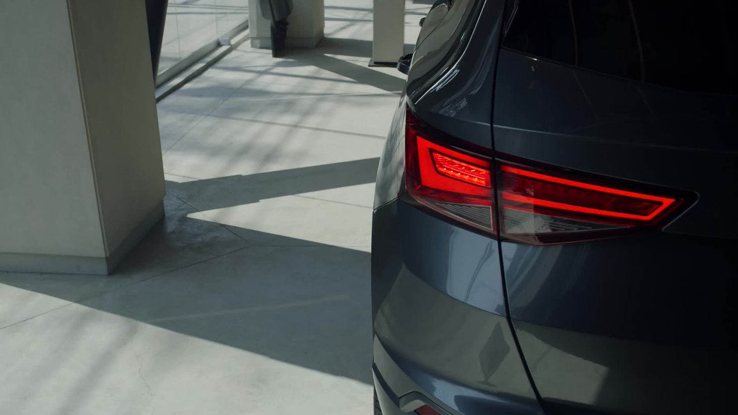 2. Cupra - Garage.mov