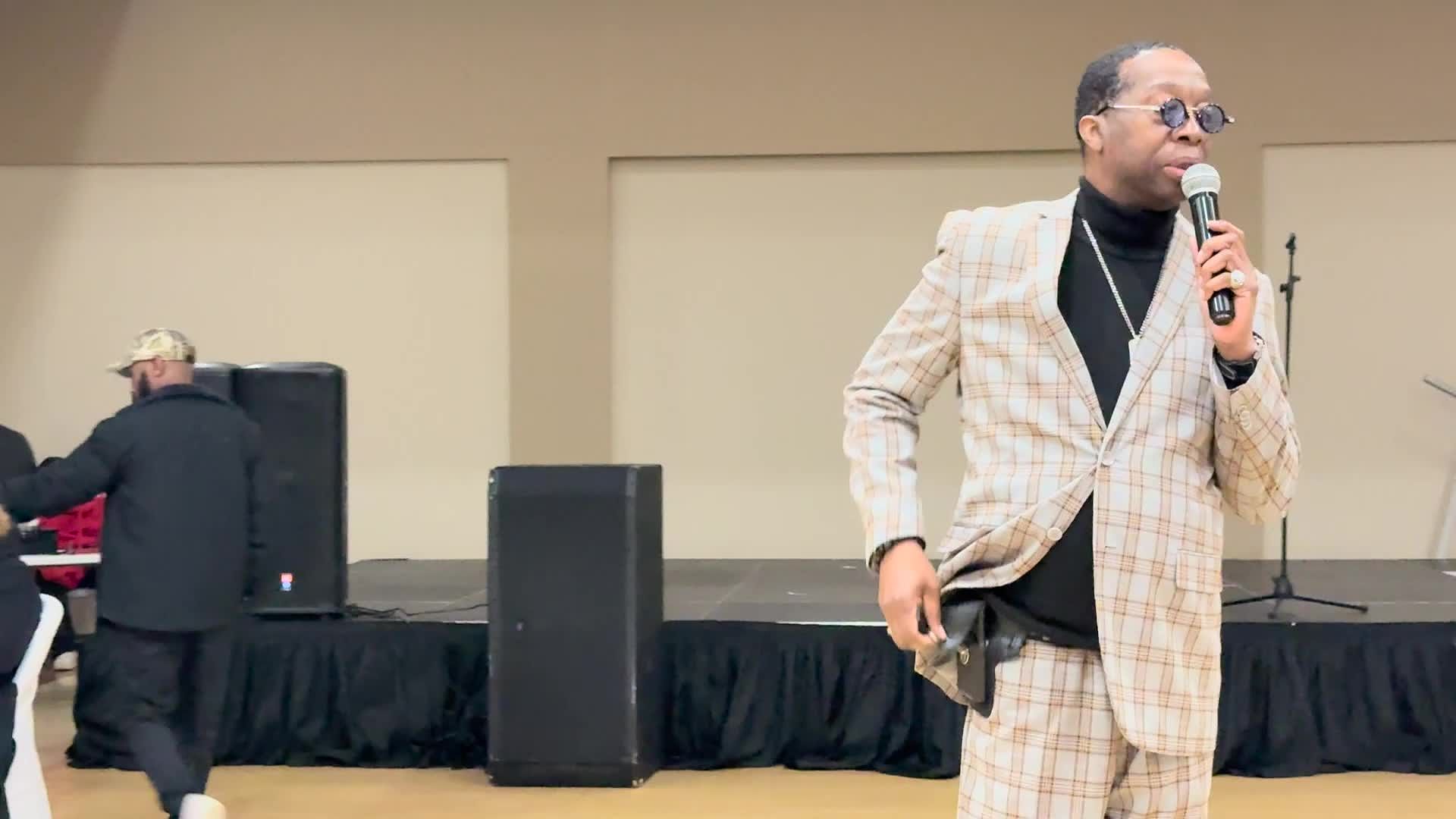 Christopher Williams Intro.mp4
